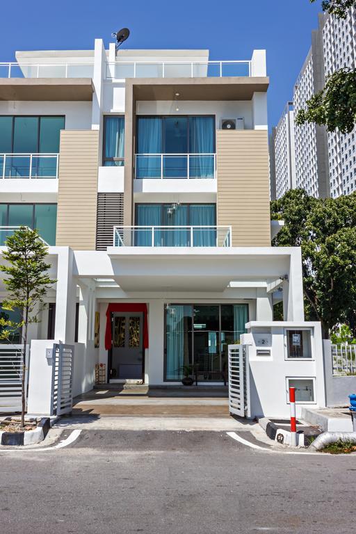R Residence Jelutong ภายนอก รูปภาพ